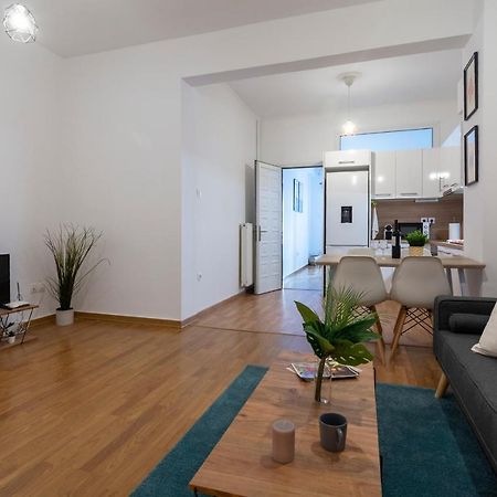 Modern 2Bd Apt In Athens , 3-Min Metro Экстерьер фото