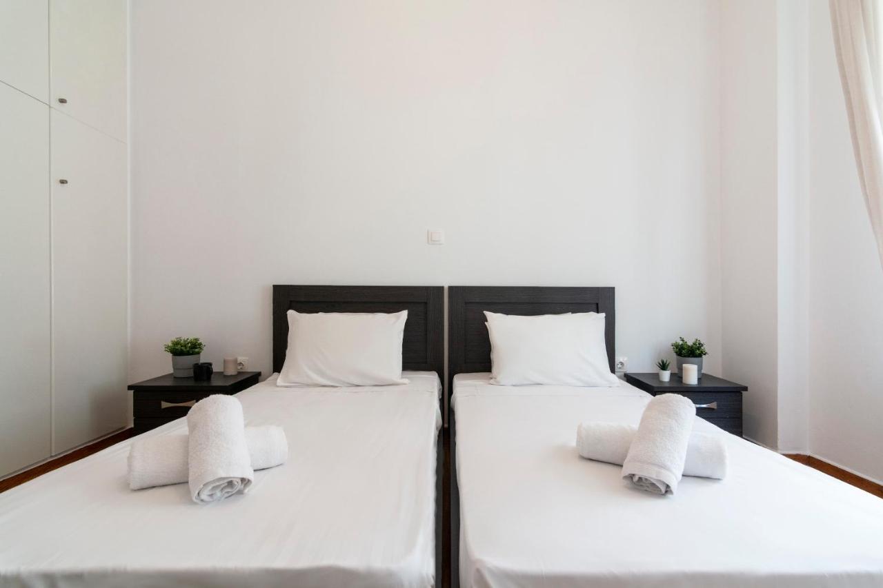 Modern 2Bd Apt In Athens , 3-Min Metro Экстерьер фото
