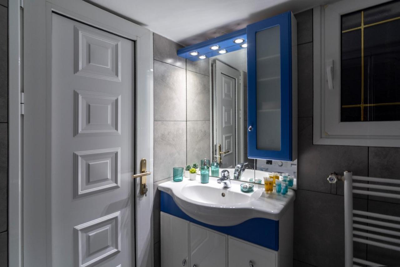 Modern 2Bd Apt In Athens , 3-Min Metro Экстерьер фото